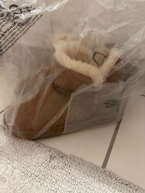 Dearfoam Fireside Perth Tan Fleece-Lined Ankle Boots NWT